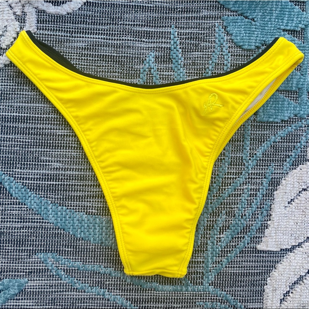 SOLD!!! Aurea Rio Boutique Bikini Set Halter Top With Brazilian Bottom XL - Picture 6 of 10